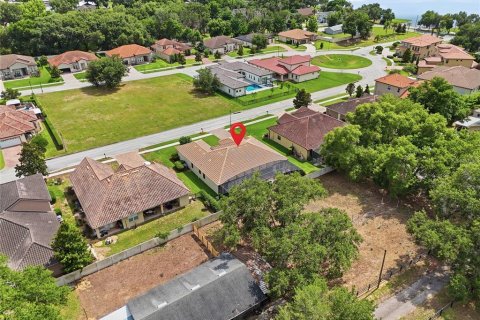 House in Clermont, Florida 4 bedrooms, 238.57 sq.m. № 2199839 - photo 16