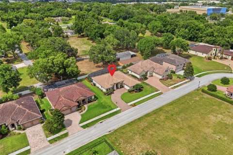 House in Clermont, Florida 4 bedrooms, 238.57 sq.m. № 2199839 - photo 8