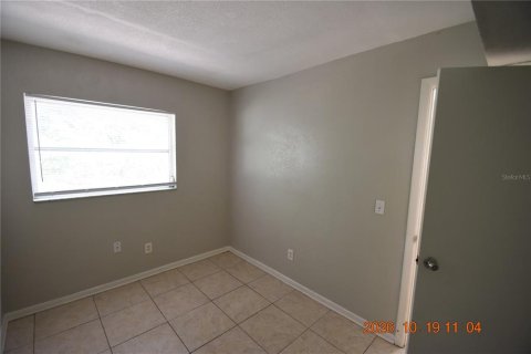 Villa ou maison à louer à Tampa, Floride: 3 chambres, 97.55 m2 № 2427355 - photo 24