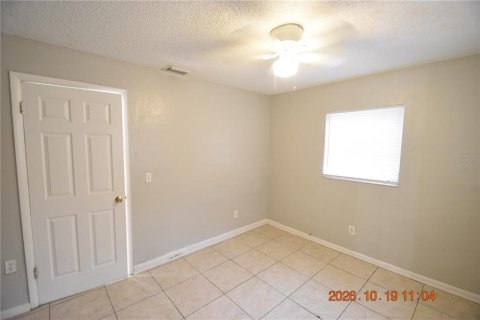 Villa ou maison à louer à Tampa, Floride: 3 chambres, 97.55 m2 № 2427355 - photo 22