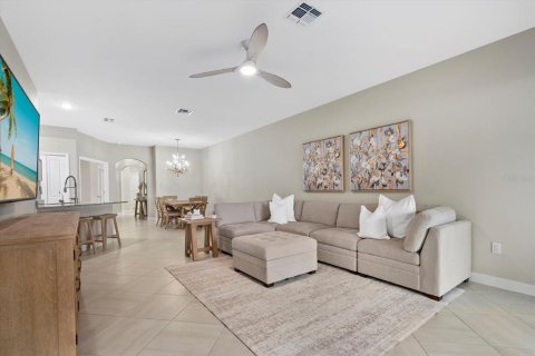 House in LORRAINE LAKES in Bradenton, Florida 2 bedrooms, 144.65 sq.m. № 1754808 - photo 21