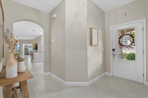 House in LORRAINE LAKES in Bradenton, Florida 2 bedrooms, 144.65 sq.m. № 1754808 - photo 11