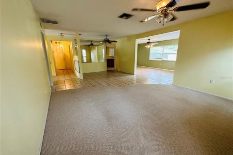 Villa ou maison à louer à Palm Harbor, Floride: 3 chambres, 162.58 m2 № 2308947 - photo 11