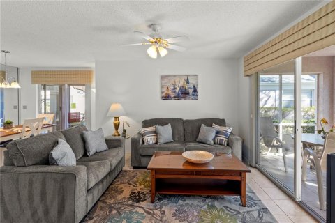 Condominio en alquiler en Sarasota, Florida, 2 dormitorios, 102.1 m2 № 1773294 - foto 28