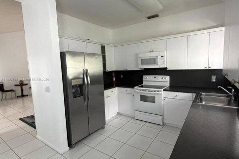 Condo in Boynton Beach, Florida, 3 bedrooms  № 2013227 - photo 6