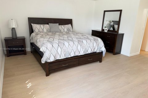 Condo in Boynton Beach, Florida, 3 bedrooms  № 2013227 - photo 14