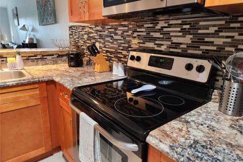 Adosado en alquiler en Clearwater, Florida, 2 dormitorios, 109.16 m2 № 1442762 - foto 5