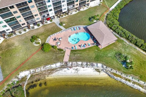 Condo in Port Richey, Florida, 2 bedrooms  № 1544105 - photo 21