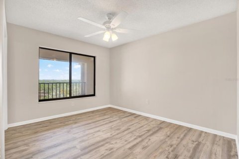 Condo in Port Richey, Florida, 2 bedrooms  № 1544105 - photo 14