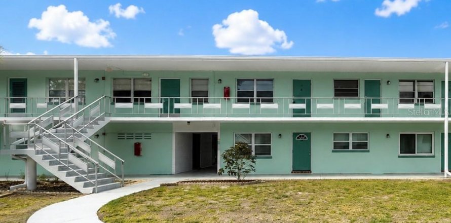 Condo à Saint Petersburg, Floride, 2 chambres  № 2368934