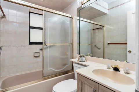 Casa en venta en Miami, Florida, 2 dormitorios, 73.58 m2 № 2070501 - foto 17