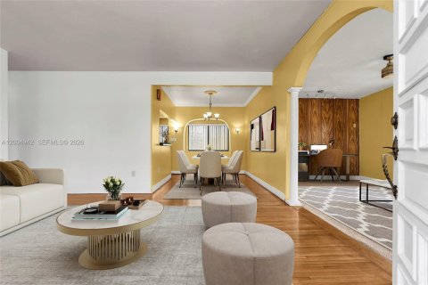 Casa en venta en Miami, Florida, 2 dormitorios, 73.58 m2 № 2070501 - foto 5