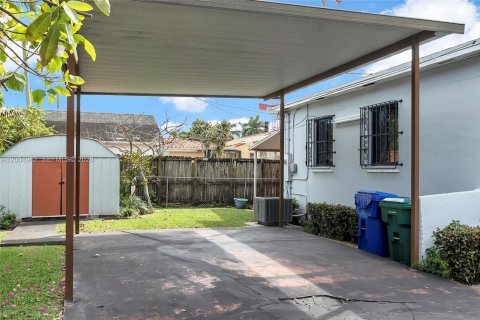 Casa en venta en Miami, Florida, 2 dormitorios, 73.58 m2 № 2070501 - foto 21