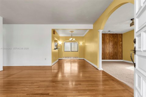 Casa en venta en Miami, Florida, 2 dormitorios, 73.58 m2 № 2070501 - foto 4