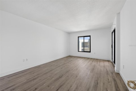 Copropriété à vendre à Ormond Beach, Floride: 2 chambres, 94.11 m2 № 1901225 - photo 13