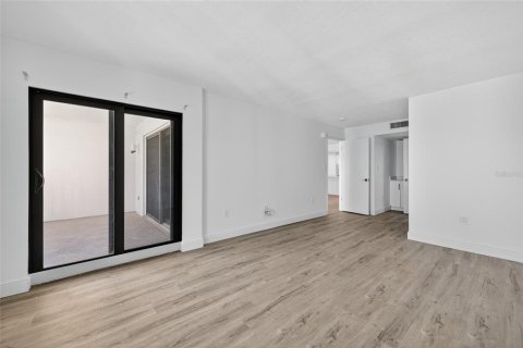 Copropriété à vendre à Ormond Beach, Floride: 2 chambres, 94.11 m2 № 1901225 - photo 15