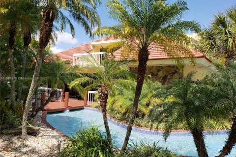 Copropriété à louer à Miami, Floride: 1 chambre, 66.15 m2 № 1953312 - photo 18