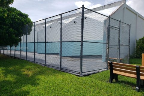 Copropriété à louer à Miami, Floride: 1 chambre, 66.15 m2 № 1953312 - photo 28