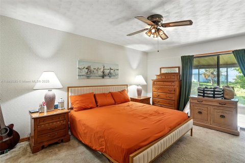 House in LaBelle, Florida 3 bedrooms № 1946172 - photo 23