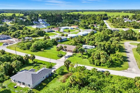 House in LaBelle, Florida 3 bedrooms № 1946172 - photo 6