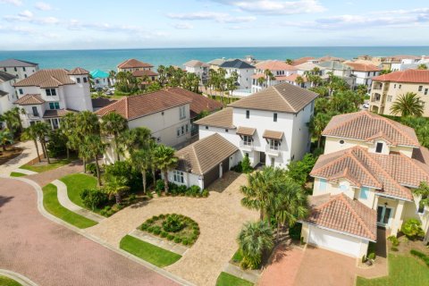 House in Destin, Florida 5 bedrooms, 410.72 sq.m. № 558875 - photo 1