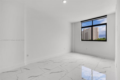 Appartement à louer à Miami Springs, Floride: 3 chambres, 104.79 m2 № 1956220 - photo 21