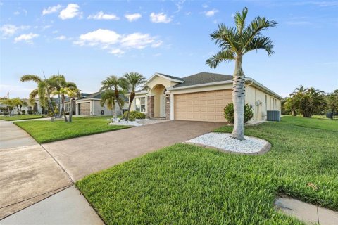 Villa ou maison à vendre à Parrish, Floride: 3 chambres, 169.36 m2 № 2415542 - photo 3