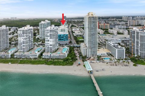 Condo in Sunny Isles Beach, Florida, 3 bedrooms  № 1895878 - photo 30