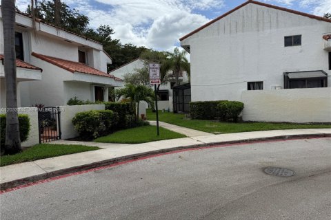 Adosado en alquiler en Plantation, Florida, 2 dormitorios, 86.4 m2 № 2078001 - foto 26