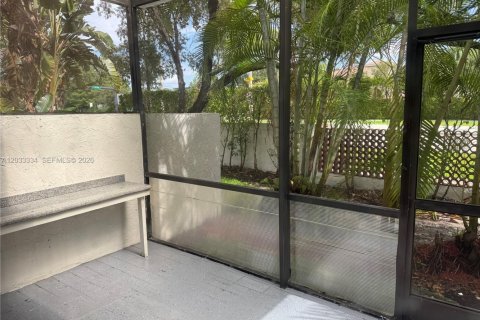 Adosado en alquiler en Plantation, Florida, 2 dormitorios, 86.4 m2 № 2078001 - foto 21