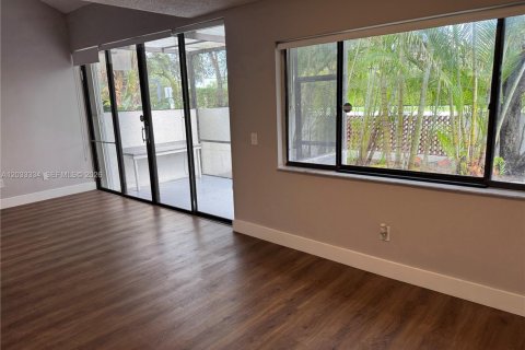 Adosado en alquiler en Plantation, Florida, 2 dormitorios, 86.4 m2 № 2078001 - foto 9