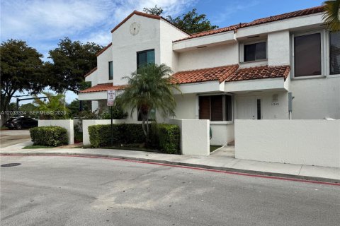 Adosado en alquiler en Plantation, Florida, 2 dormitorios, 86.4 m2 № 2078001 - foto 2