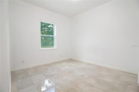 Casa en venta en Tampa, Florida, 4 dormitorios, 201.97 m2 № 2225582 - foto 28