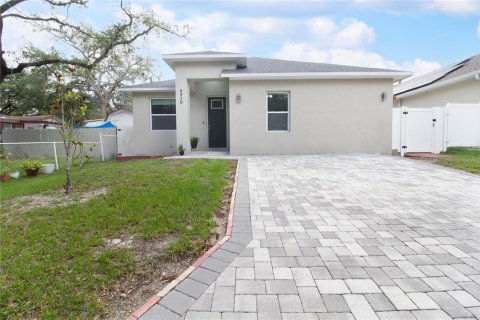 Villa ou maison à Tampa, Floride 4 chambres, 201.97 m2 № 2225582