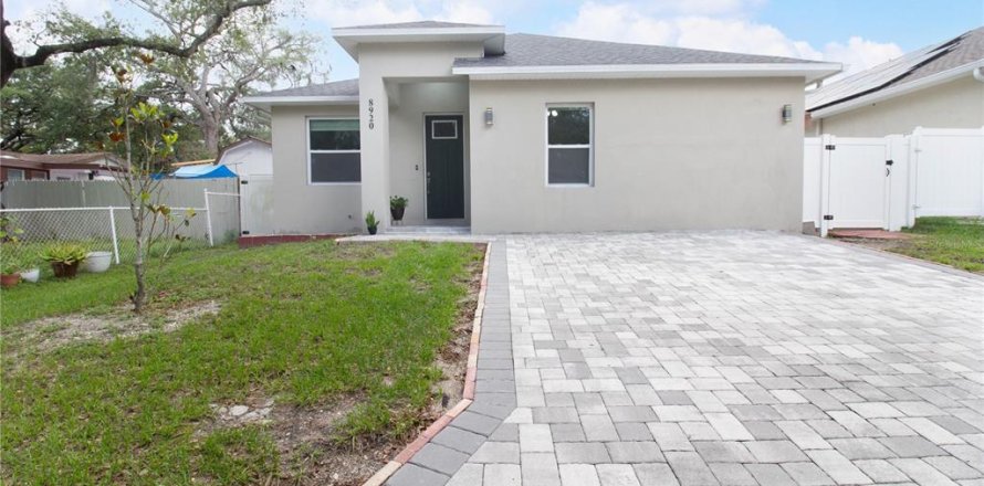 Casa en Tampa, Florida 4 dormitorios, 201.97 m2 № 2225582