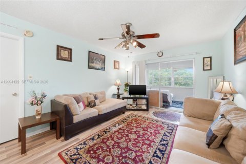 Condo in Margate, Florida, 1 bedroom  № 2068434 - photo 5