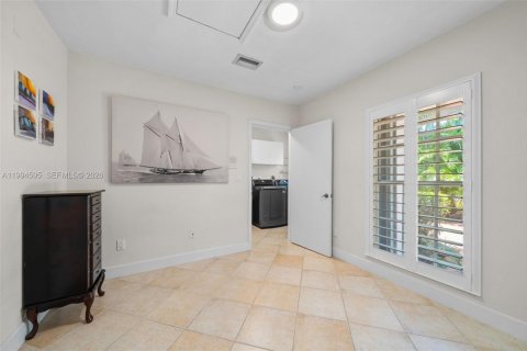 Villa ou maison à vendre à Pinecrest, Floride: 5 chambres, 439.61 m2 № 2064722 - photo 21