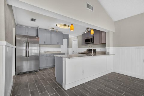 Casa en venta en New Port Richey, Florida, 3 dormitorios, 147.34 m2 № 2228311 - foto 19