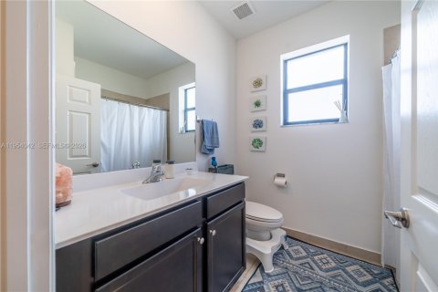 Touwnhouse à vendre à Fort Lauderdale, Floride: 3 chambres, 142.98 m2 № 2010109 - photo 20