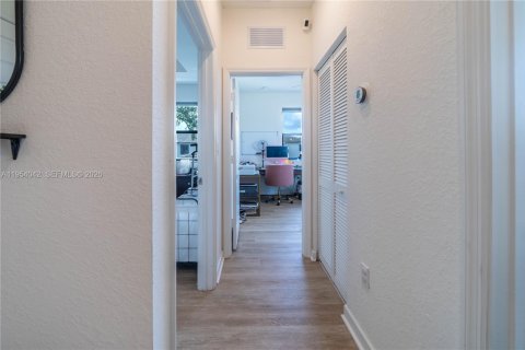 Touwnhouse à vendre à Fort Lauderdale, Floride: 3 chambres, 142.98 m2 № 2010109 - photo 16