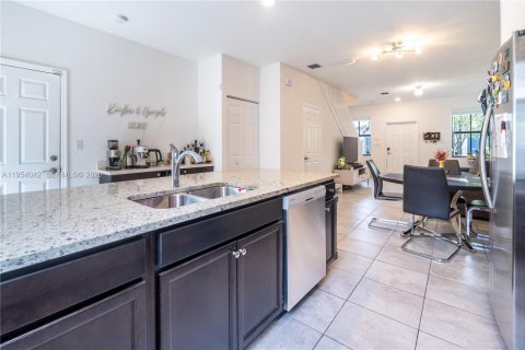 Touwnhouse à vendre à Fort Lauderdale, Floride: 3 chambres, 142.98 m2 № 2010109 - photo 7