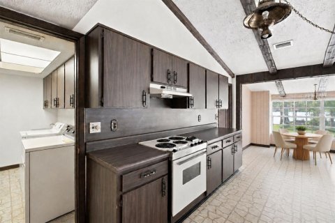 Villa ou maison à vendre à Odessa, Floride: 3 chambres, 187.01 m2 № 2360634 - photo 26