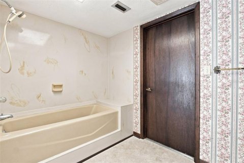 Villa ou maison à vendre à Odessa, Floride: 3 chambres, 187.01 m2 № 2360634 - photo 20