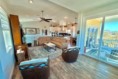 Casa en venta en Flagler Beach, Florida, 4 dormitorios, 239.78 m2 № 1723049 - foto 22