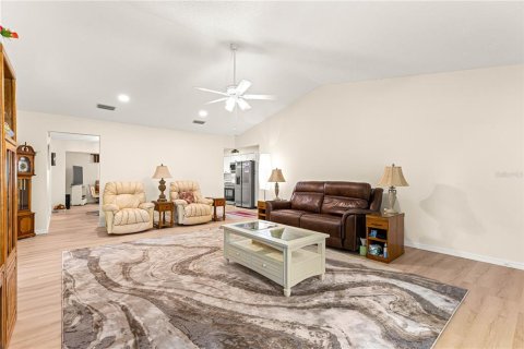 House in Ocala, Florida 2 bedrooms, 172.43 sq.m. № 1912035 - photo 4