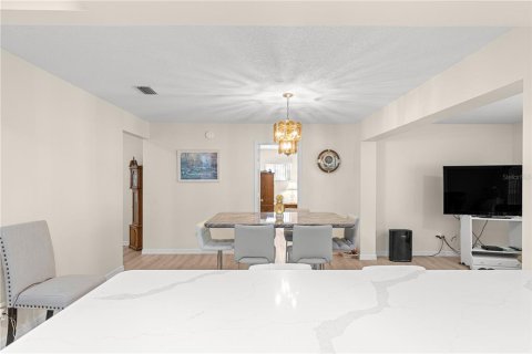 House in Ocala, Florida 2 bedrooms, 172.43 sq.m. № 1912035 - photo 17