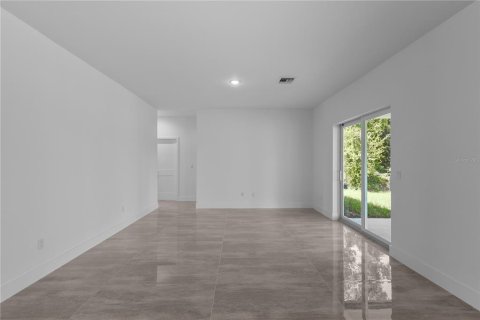 House in Lehigh Acres, Florida 4 bedrooms, 151.62 sq.m. № 2238437 - photo 12
