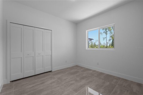 House in Lehigh Acres, Florida 4 bedrooms, 151.62 sq.m. № 2238437 - photo 26