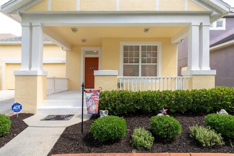 House in Orlando, Florida 3 bedrooms, 173.73 sq.m. № 1780861 - photo 2