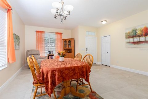 House in Orlando, Florida 3 bedrooms, 173.73 sq.m. № 1780861 - photo 6